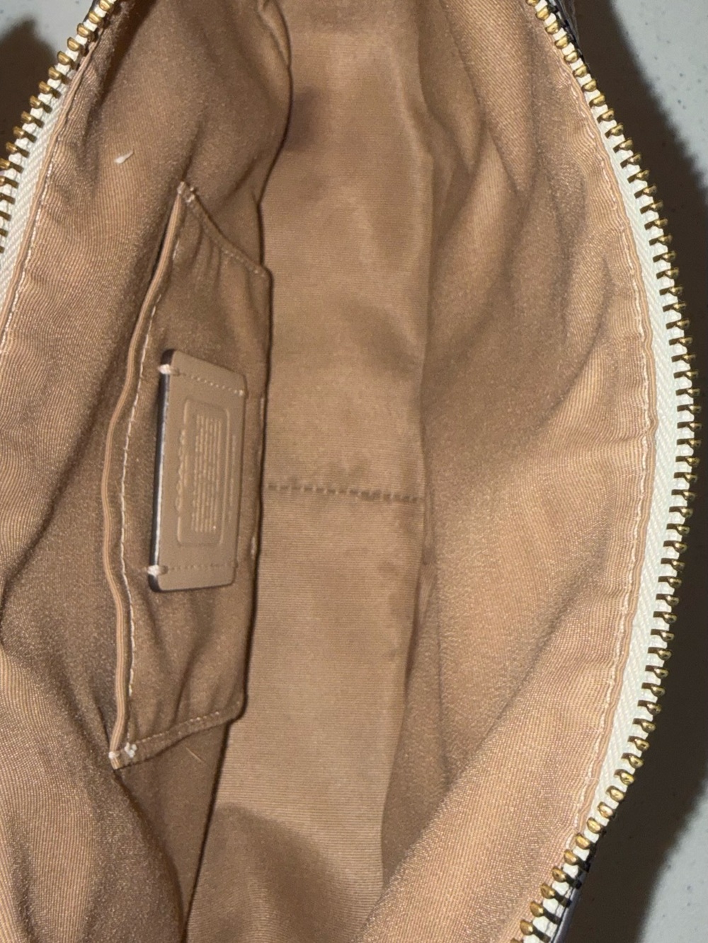 Coach Aria C0996 Cream Ivory Pebbled Leather Crescent Hobo Shoulder Bag - Picture 3 of 5